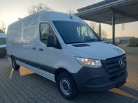 Pogled od napred  desno