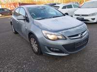 Pogled od napred  desno