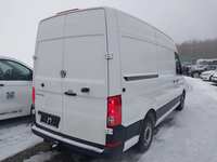 Pogled od pozadi desno