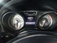 Pogled na kombinovani instrument