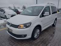 Pogled od napred levo