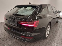 Pogled od pozadi desno