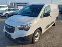 Pogled od napred levo