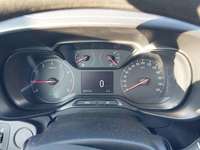 Pogled na kombinovani instrument