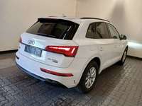 Pogled od pozadi desno