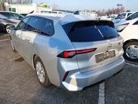 Pogled od pozadi levo