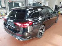 Pogled od pozadi desno