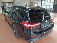 Pogled od pozadi levo