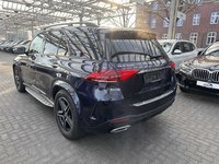 Pogled od pozadi levo