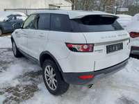 Pogled od pozadi levo