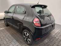 Vaade tagant vasakult