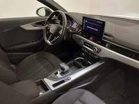 Вид на салон