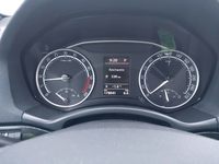 Pogled na kombinovani instrument