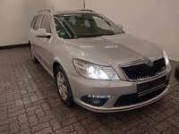 Pogled od napred  desno