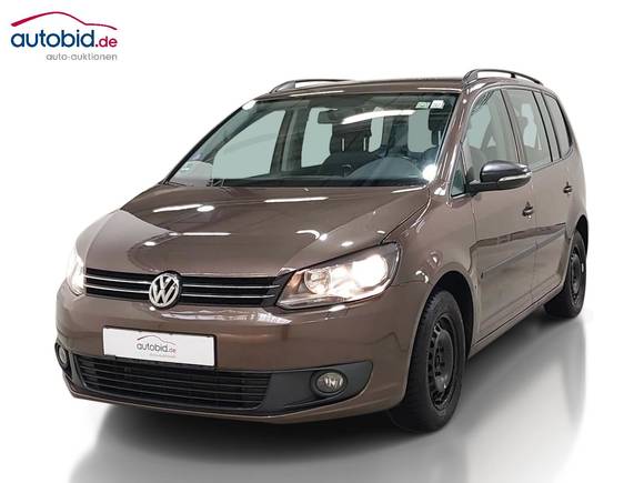 Pogled sprijeda lijevo