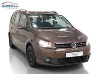 Pogled sprijeda desno