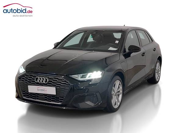 Pogled od napred levo