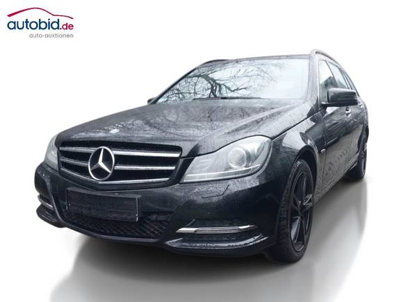 Pogled sprijeda lijevo