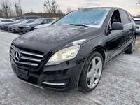 Pogled od napred levo