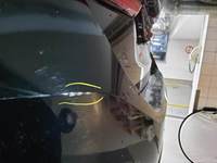 Stražnji amortizer u sredini