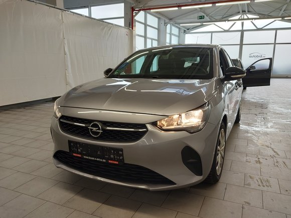 Вид спереди слева