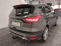 Pogled od pozadi desno