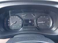 Pogled na kombinovani instrument