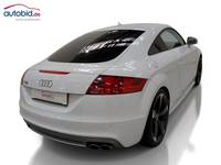 Pogled od pozadi desno