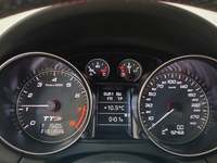 Pogled na kombinovani instrument