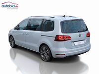 Vista traseira esquerda