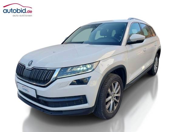 Pogled od napred levo