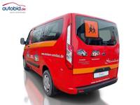 Pogled od pozadi levo