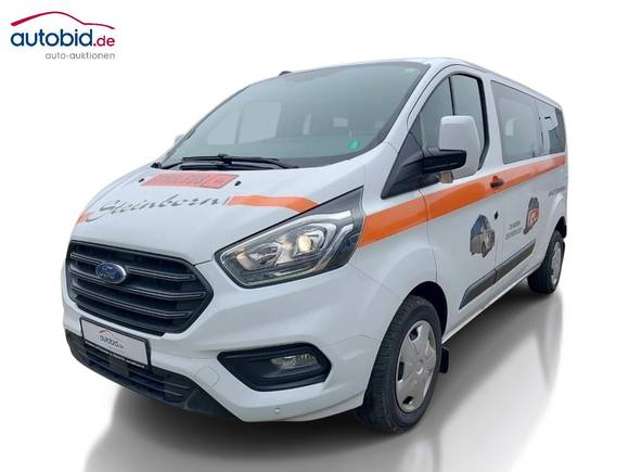 Pogled od napred levo