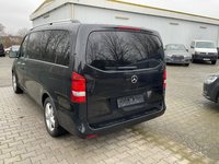 Pogled od pozadi levo