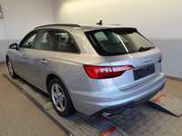 Pogled od pozadi levo