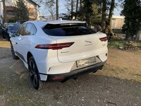 Pogled od pozadi levo