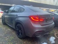 Pogled od pozadi levo