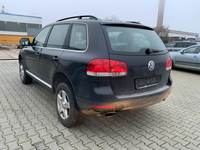 Pogled od pozadi levo