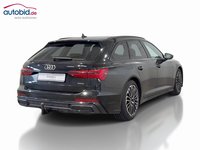 Pogled od pozadi desno