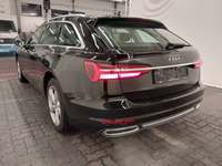 Pogled od pozadi levo