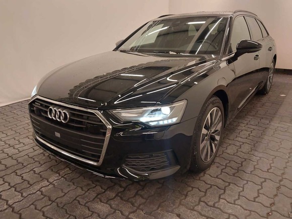 Pogled od napred levo