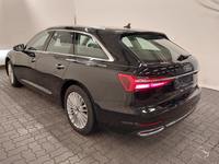 Pogled od pozadi levo