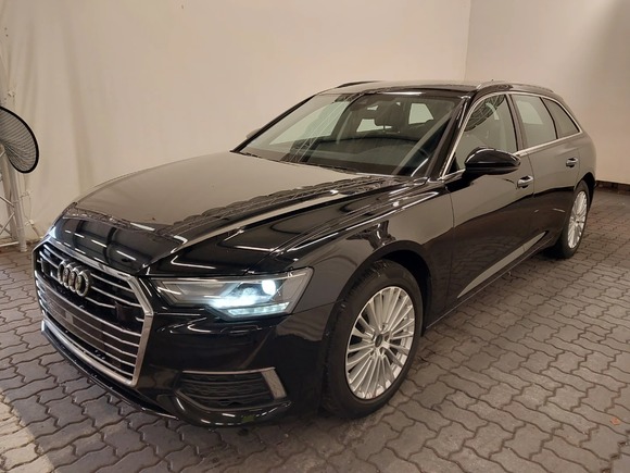 Pogled od napred levo