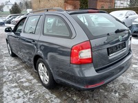 Vista trasera izquierda