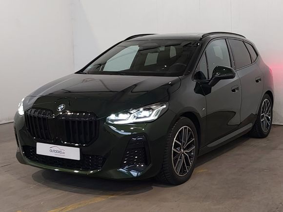 Pogled sprijeda lijevo