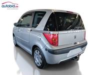 Pogled straga lijevo