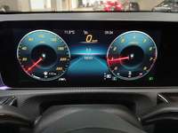 Pogled na kombinirani instrument