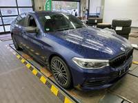 Náhled zpředu zprava