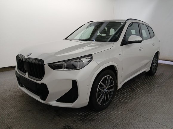 Pogled sprijeda lijevo