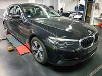 Pogled sprijeda desno